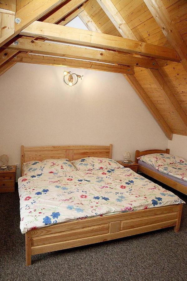 Pod Brezinkou Apartment